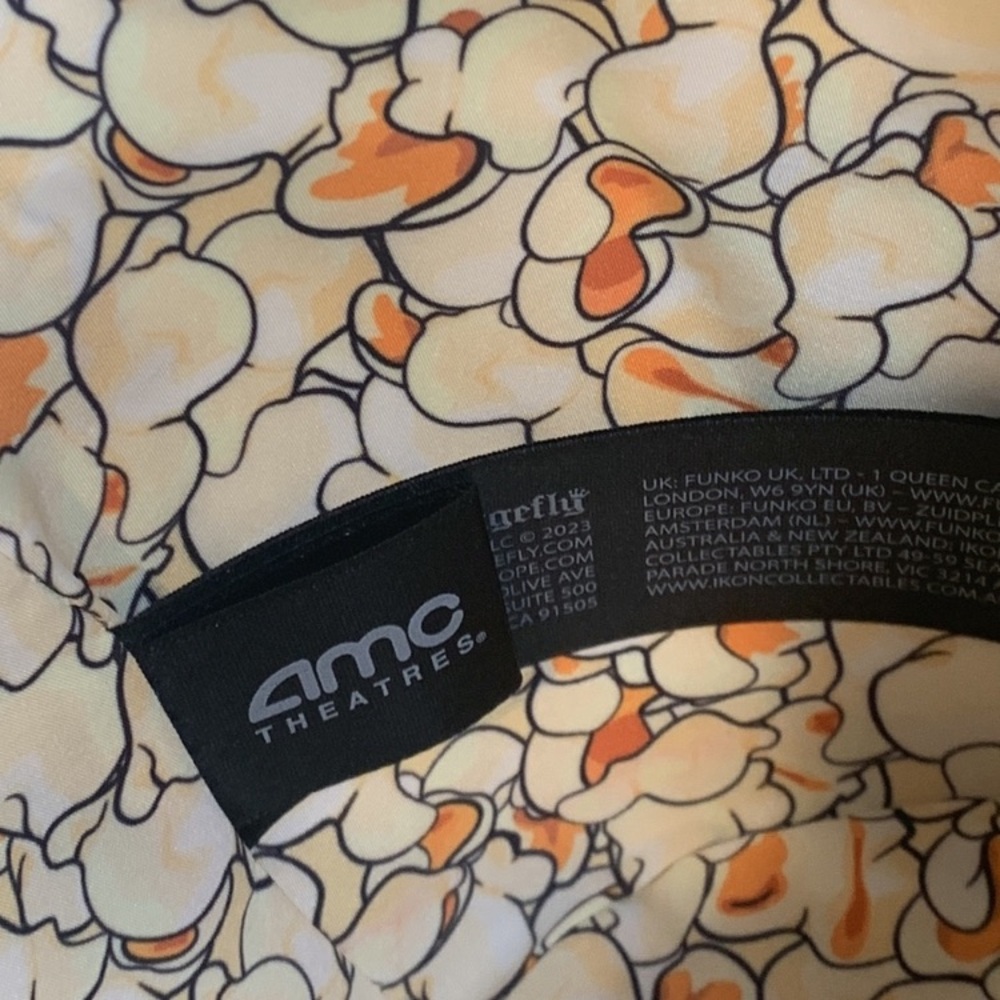 Loungefly X AMC "Perfectly Popcorn" Crossbody
Bag NEW! - Picture 11 of 14